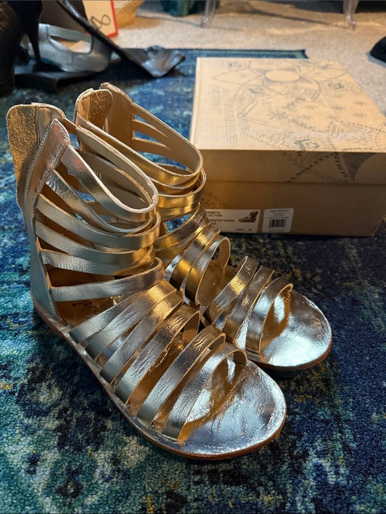 Free People Shoes - Free People Metallic Gold Strappy Gladiator Sandals